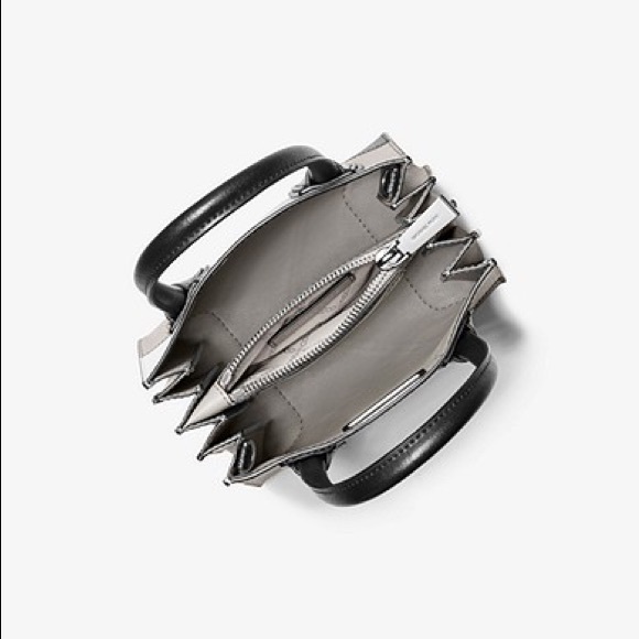 SOLD - Picture 3 of 8